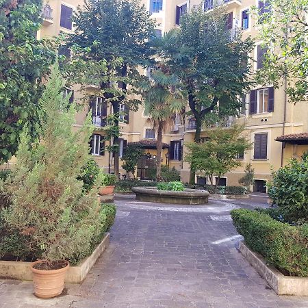 Apartmán Alexadom Řím Exteriér fotografie
